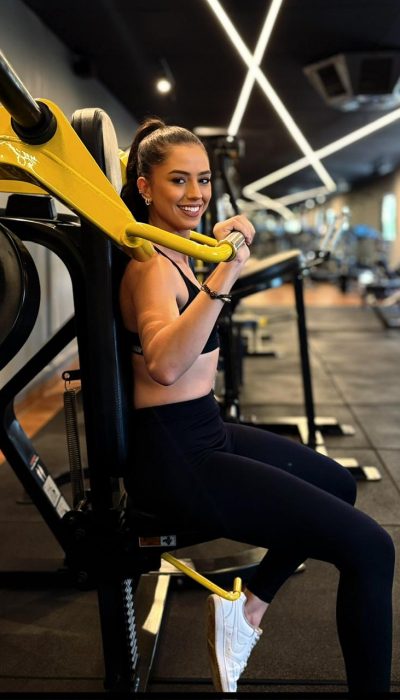 Academia Colliseum Fitness #6