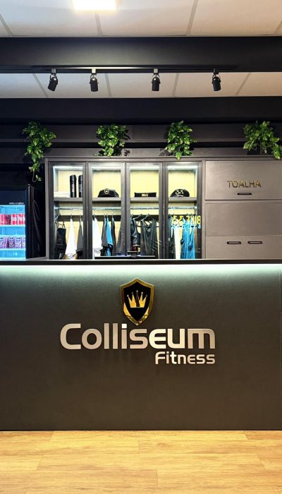 Academia Colliseum Fitness #11